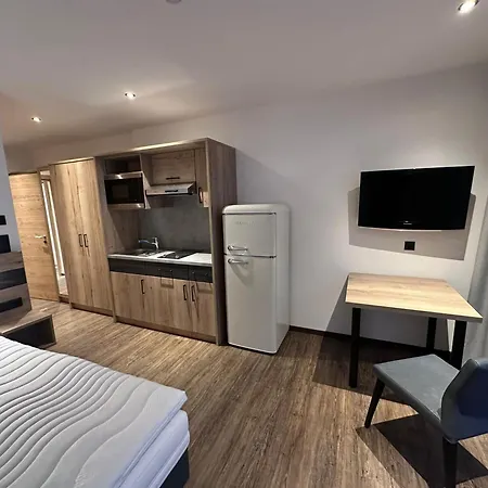 Roessl Apartmanhotel 3*